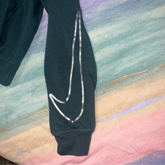 Nike Women Dri-FIT One French Terry Graphic Hoodie&high waisted 7/8 joggers set - Picture 14 of 16